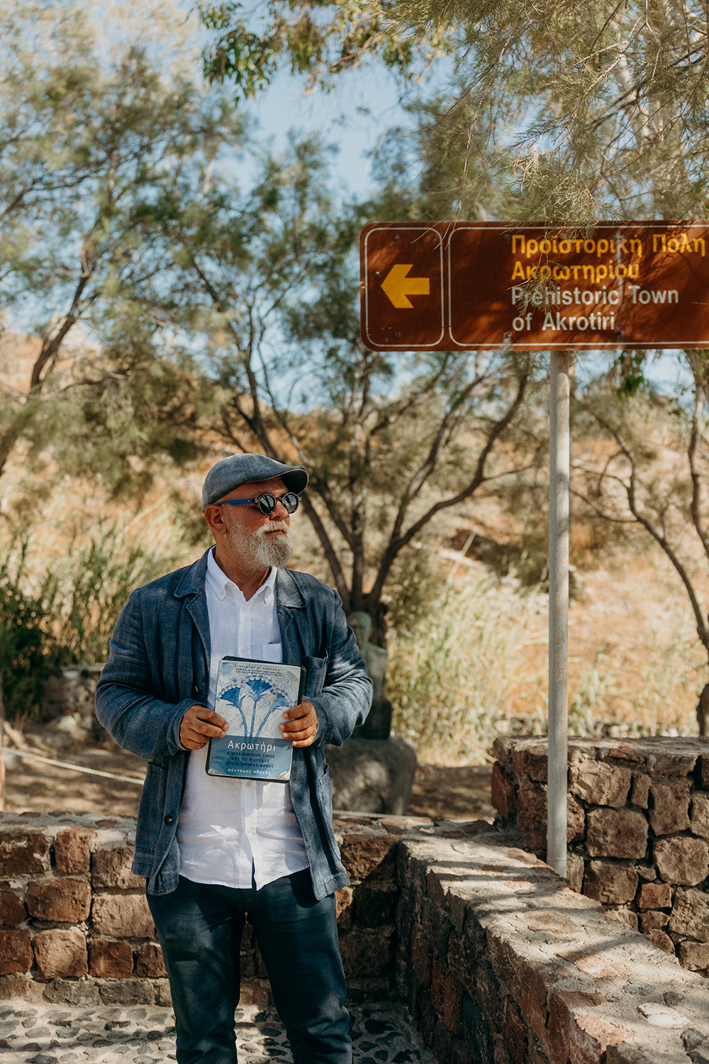 Akrotiri Santorini Tour: Discover the Secrets of The “Pompeii of the Aegean”